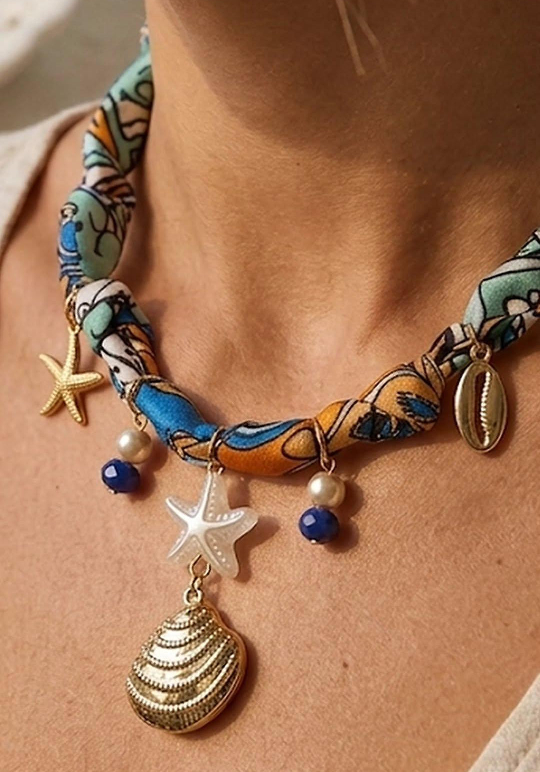 An Ocean Charm Fabric Necklace
